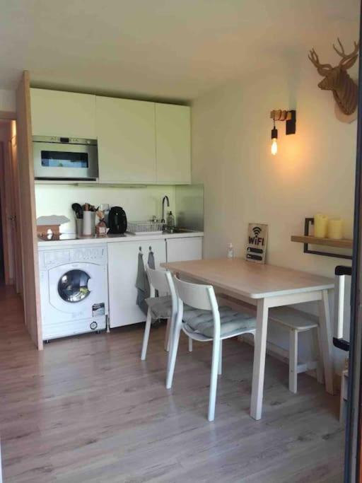 La Marmotte: Vue Mont Blanc, Terrasse, Parking Apartment Combloux Luaran gambar